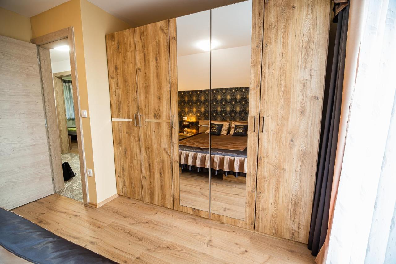 Holiday Home With Hot Tub And Sauna Sabina Rovte Buitenkant foto