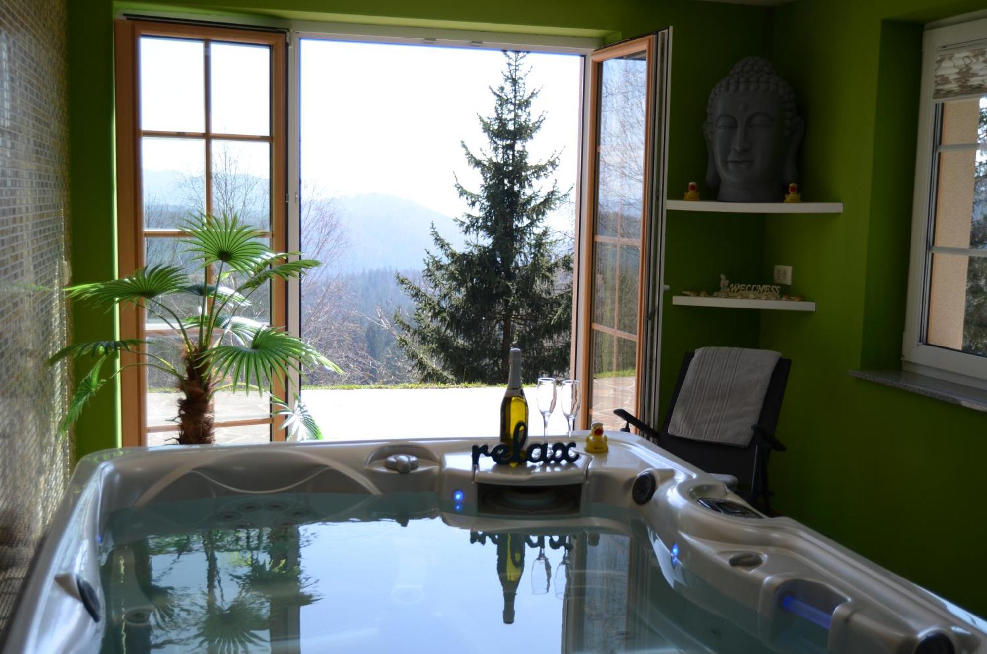 Holiday Home With Hot Tub And Sauna Sabina Rovte Buitenkant foto