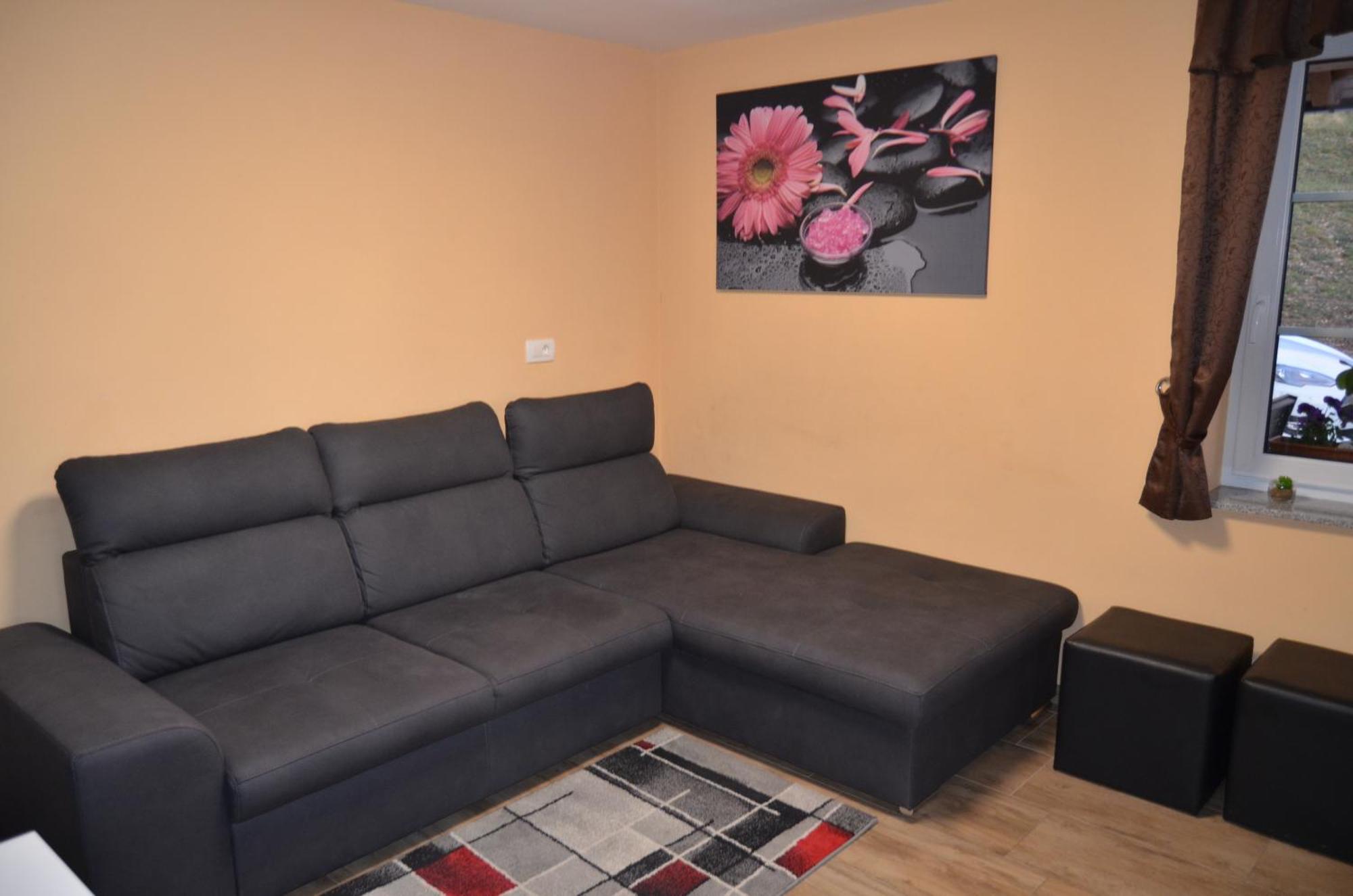 Holiday Home With Hot Tub And Sauna Sabina Rovte Buitenkant foto