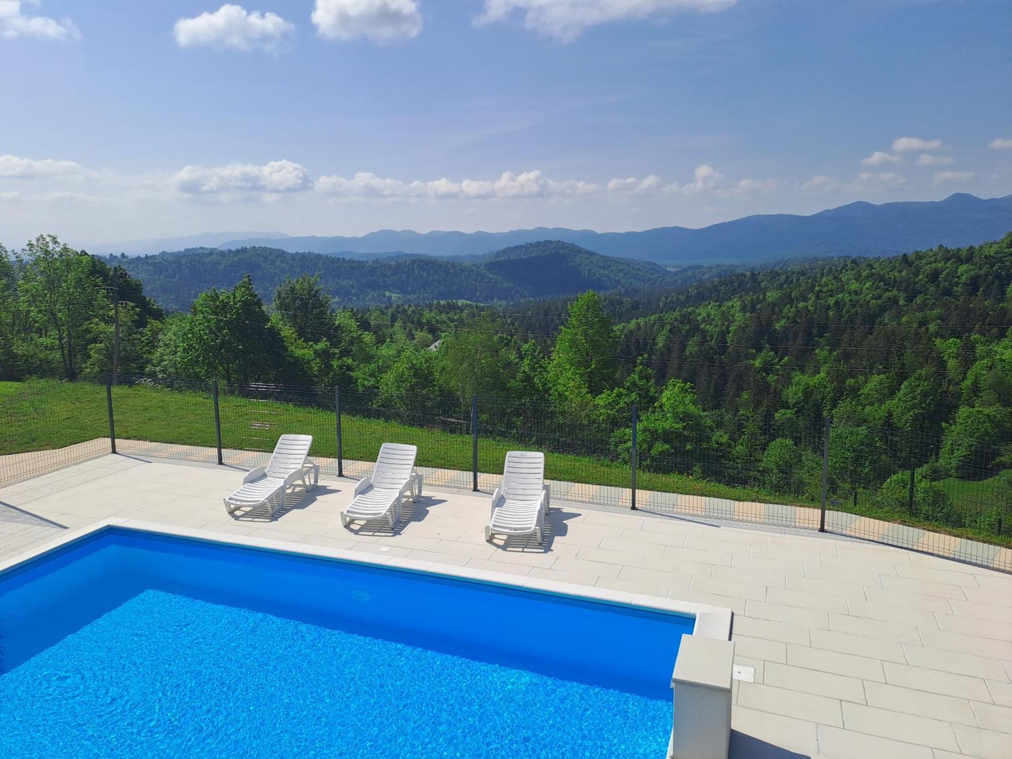 Holiday Home With Hot Tub And Sauna Sabina Rovte Buitenkant foto