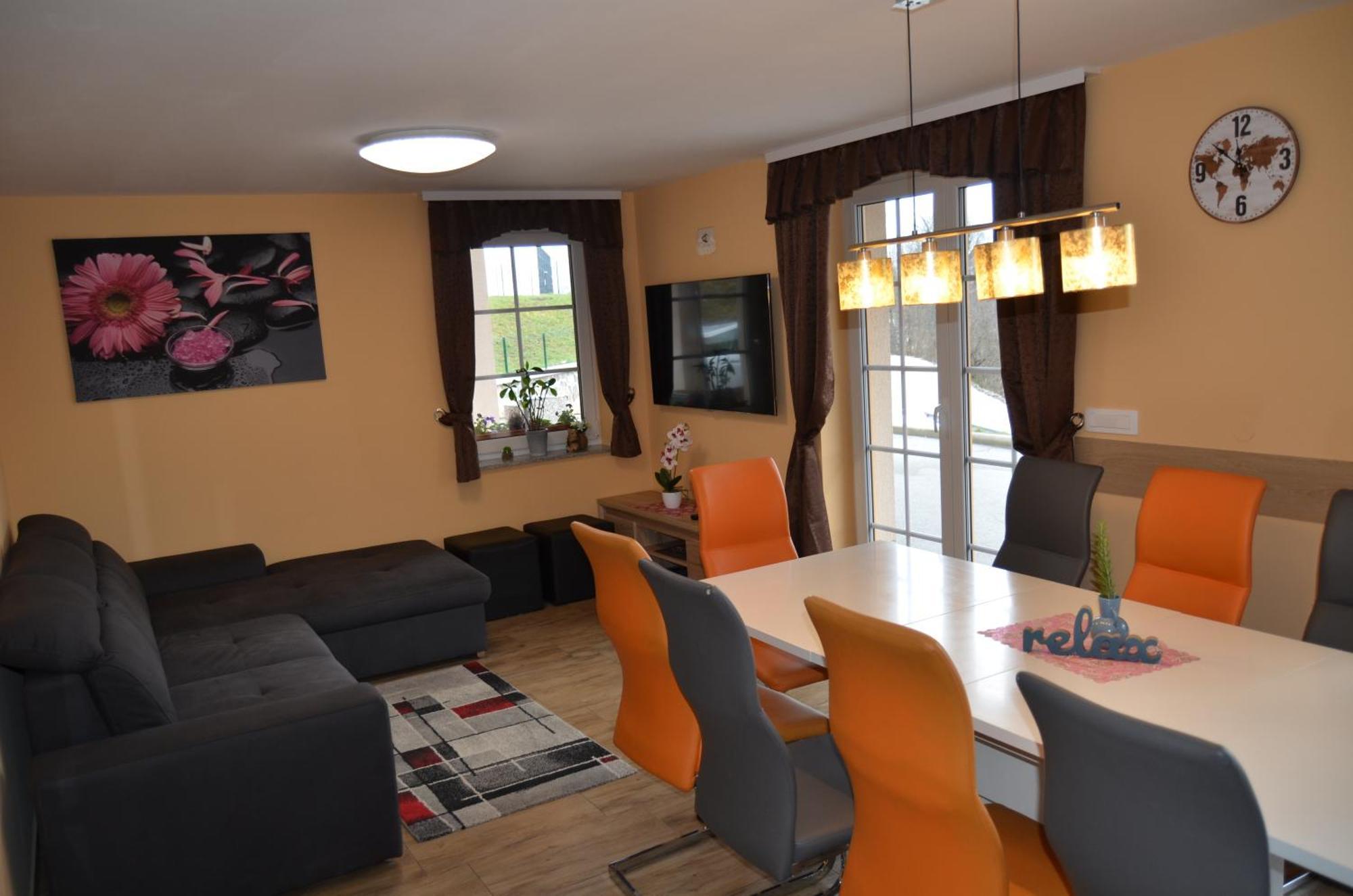 Holiday Home With Hot Tub And Sauna Sabina Rovte Buitenkant foto